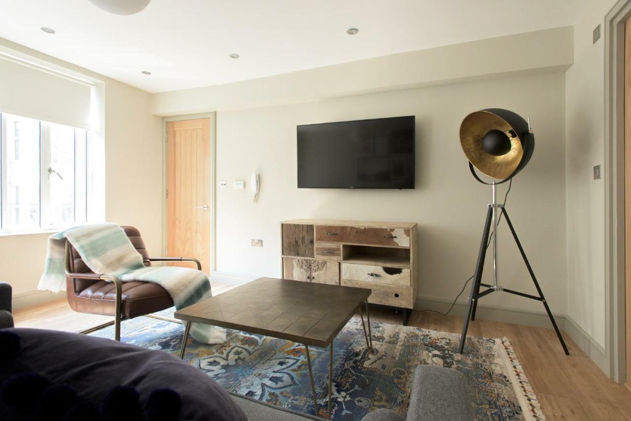 ロンドンThe New Bond Street Loft - Modern & Central 1Bdrアパートメント エクステリア 写真