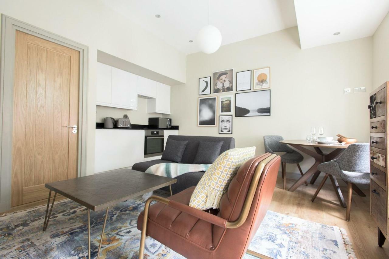 ロンドンThe New Bond Street Loft - Modern & Central 1Bdrアパートメント エクステリア 写真
