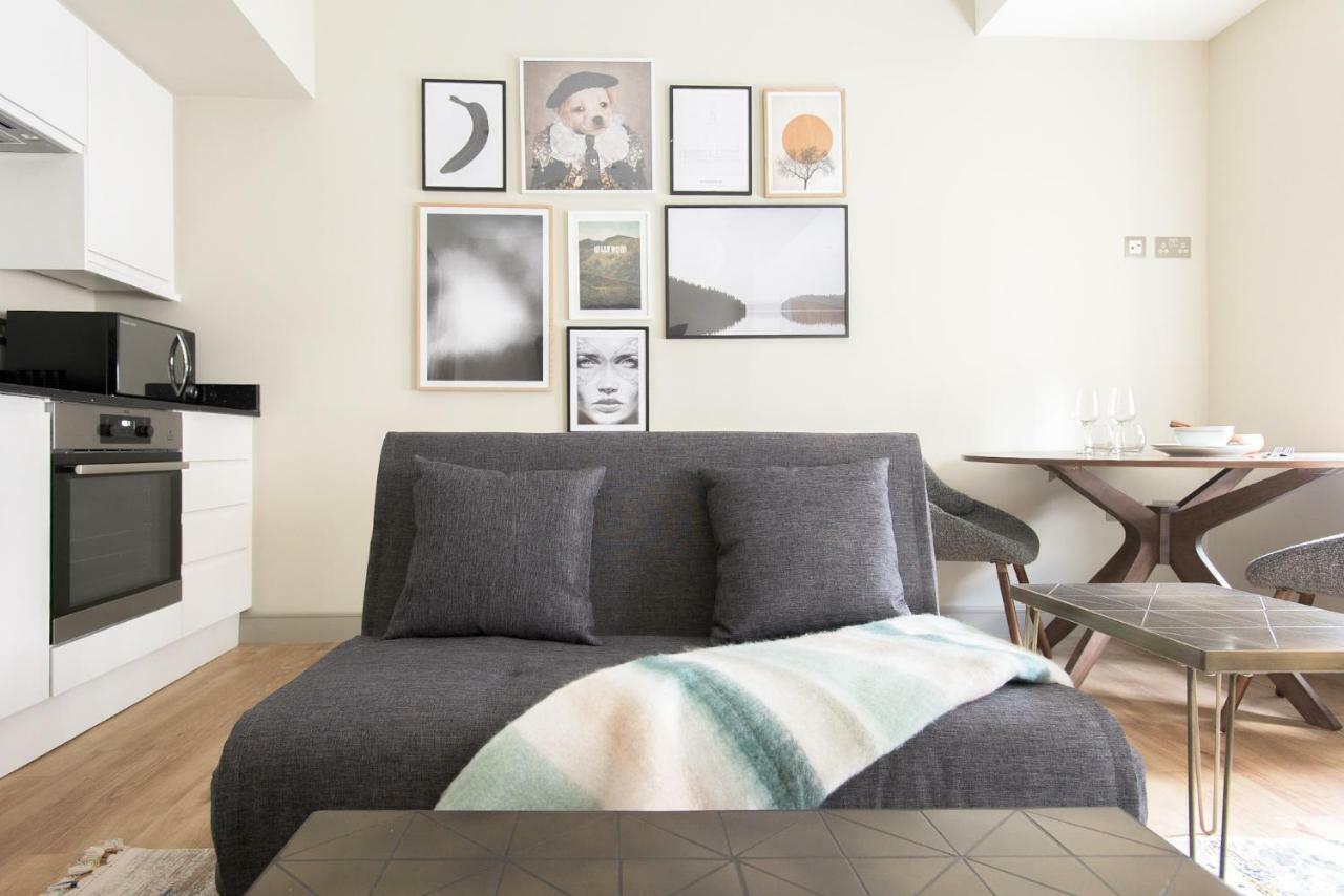ロンドンThe New Bond Street Loft - Modern & Central 1Bdrアパートメント エクステリア 写真
