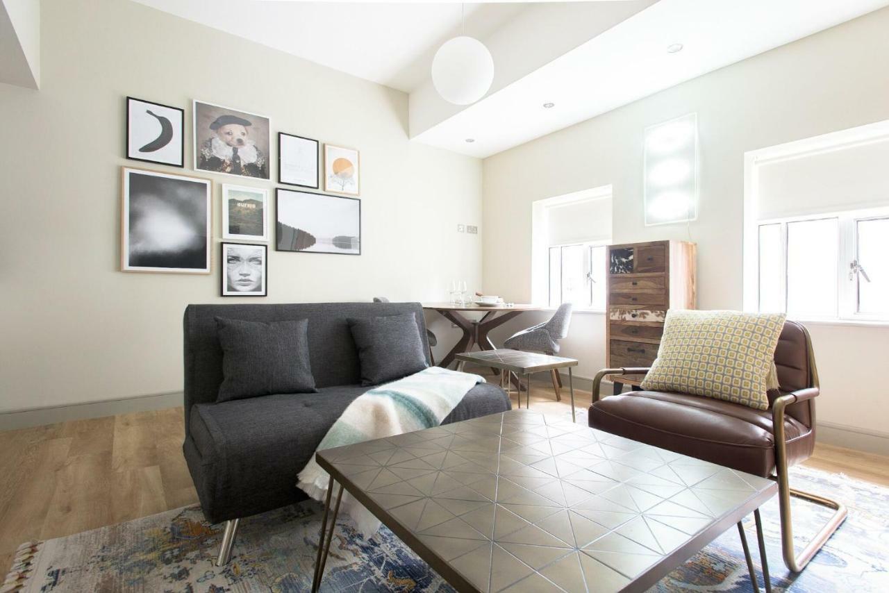 ロンドンThe New Bond Street Loft - Modern & Central 1Bdrアパートメント エクステリア 写真